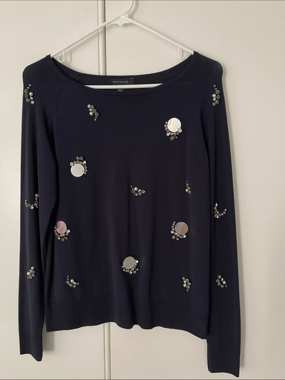 Ann Taylor Navy Embellished Long Sleeve Sweater Size Small